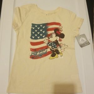 Minnie's tshirt